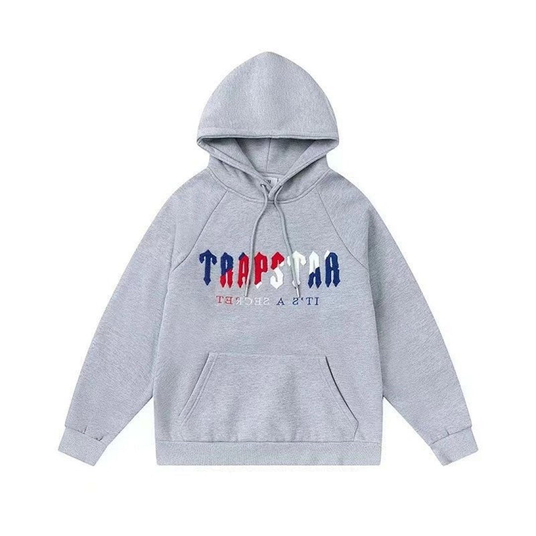 Bold Pullover Hoodie for Everyday Wear