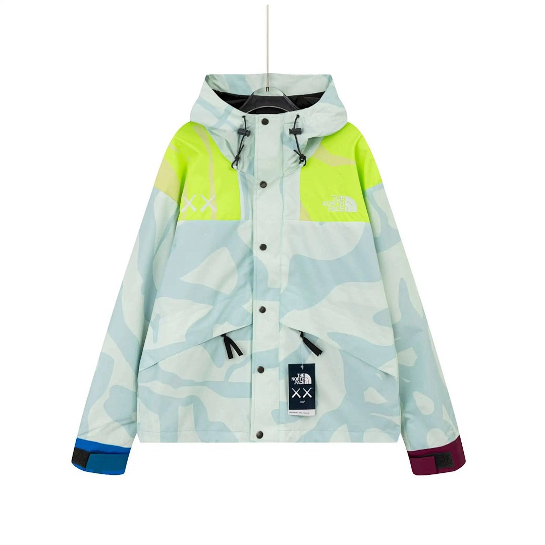 Bold Shell Jacket for Everyday Wear