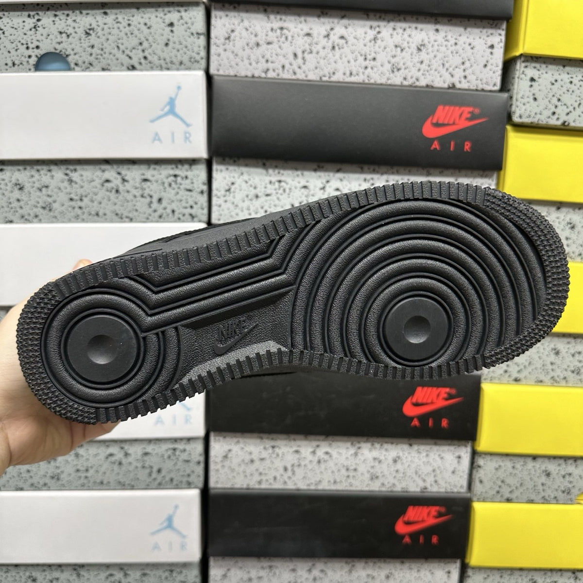 Air Jordan 1 Air Force 1 Triple Black