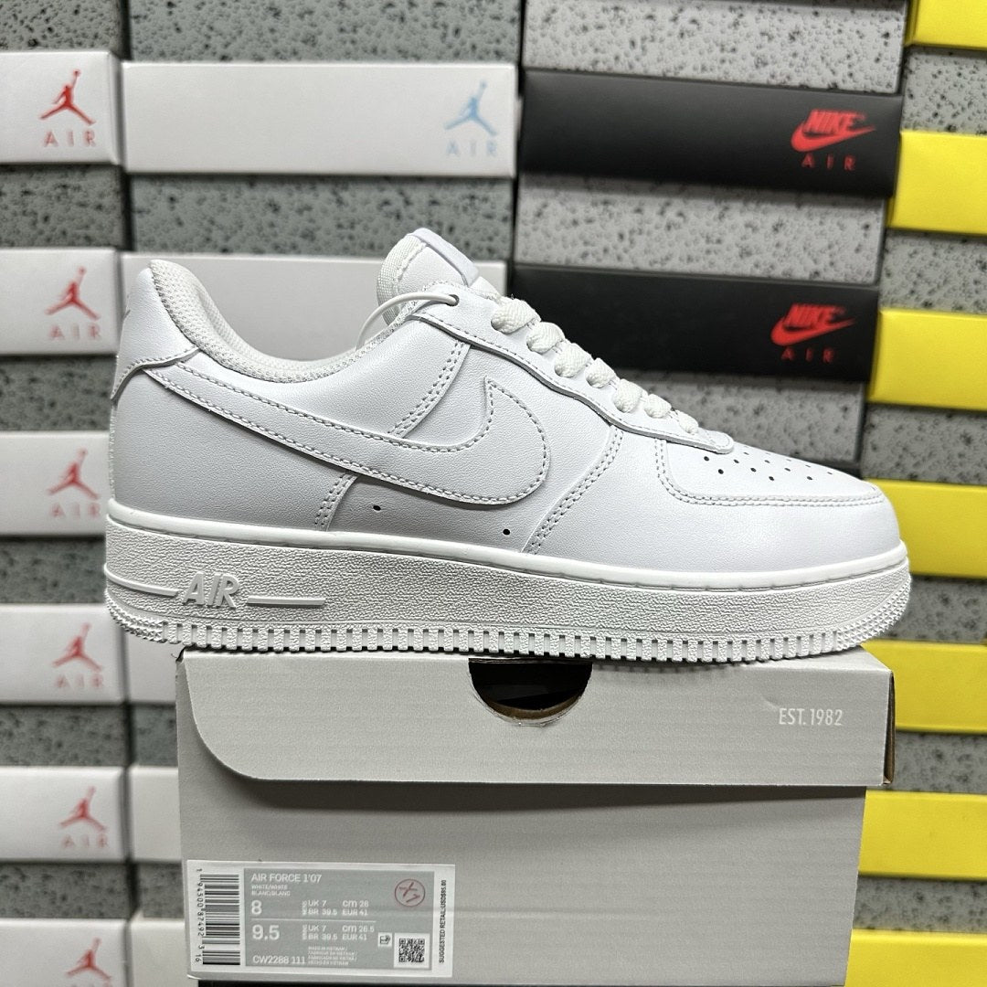 Air Jordan 1 Air Force 1 Triple White