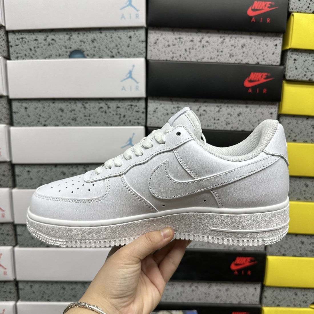 Air Force 1 Triple White