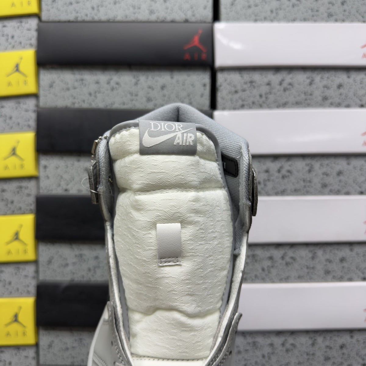 Air Jordan 1 Dior High Grey