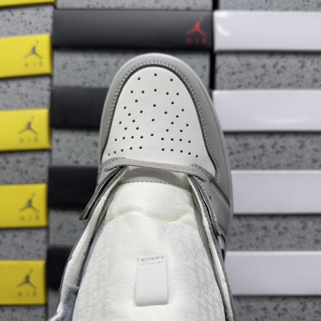 Air Jordan 1 Dior High Grey