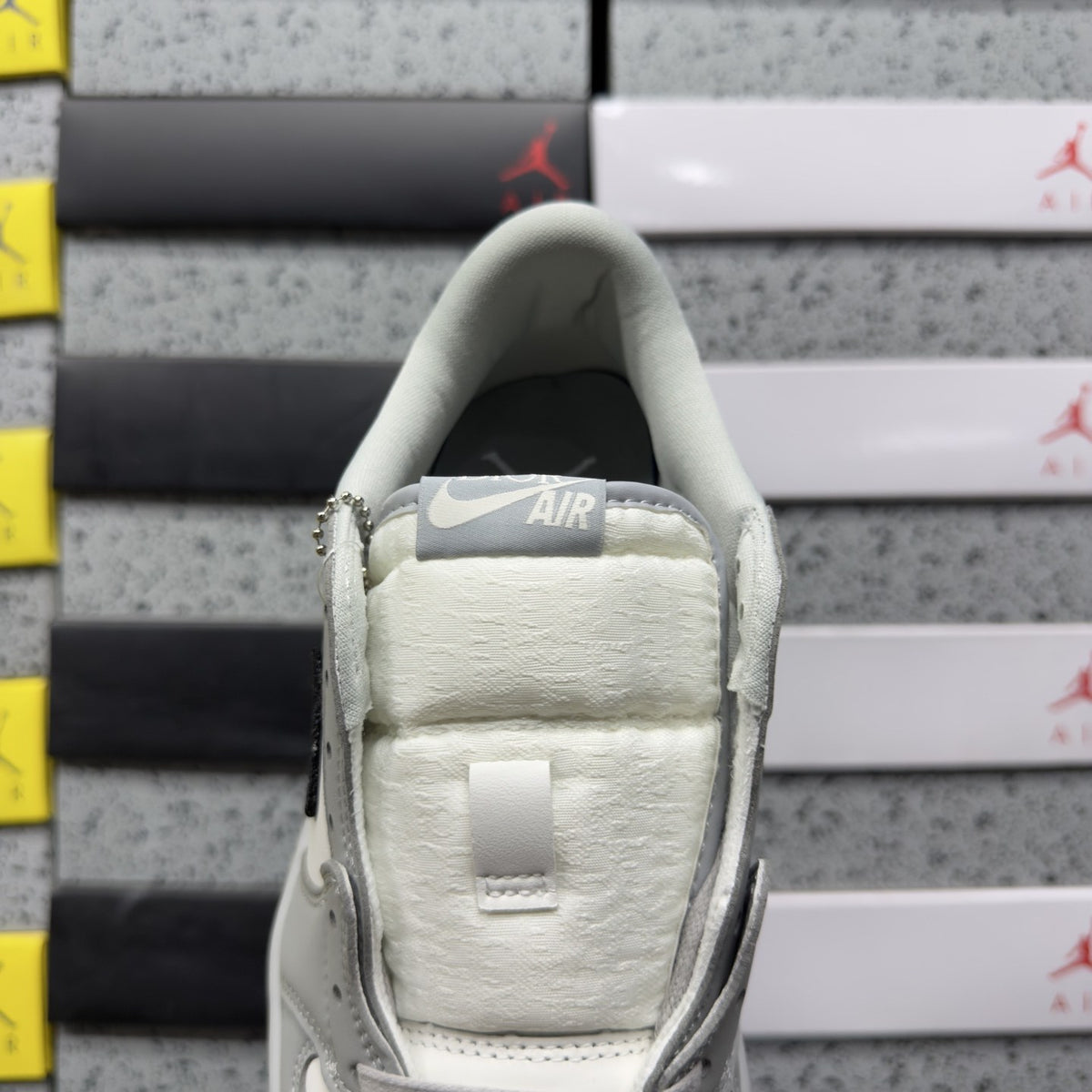 Air Jordan 1 Dior Low Grey