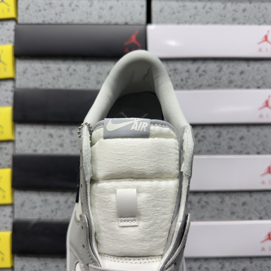 Air Jordan 1 Dior Low Grey