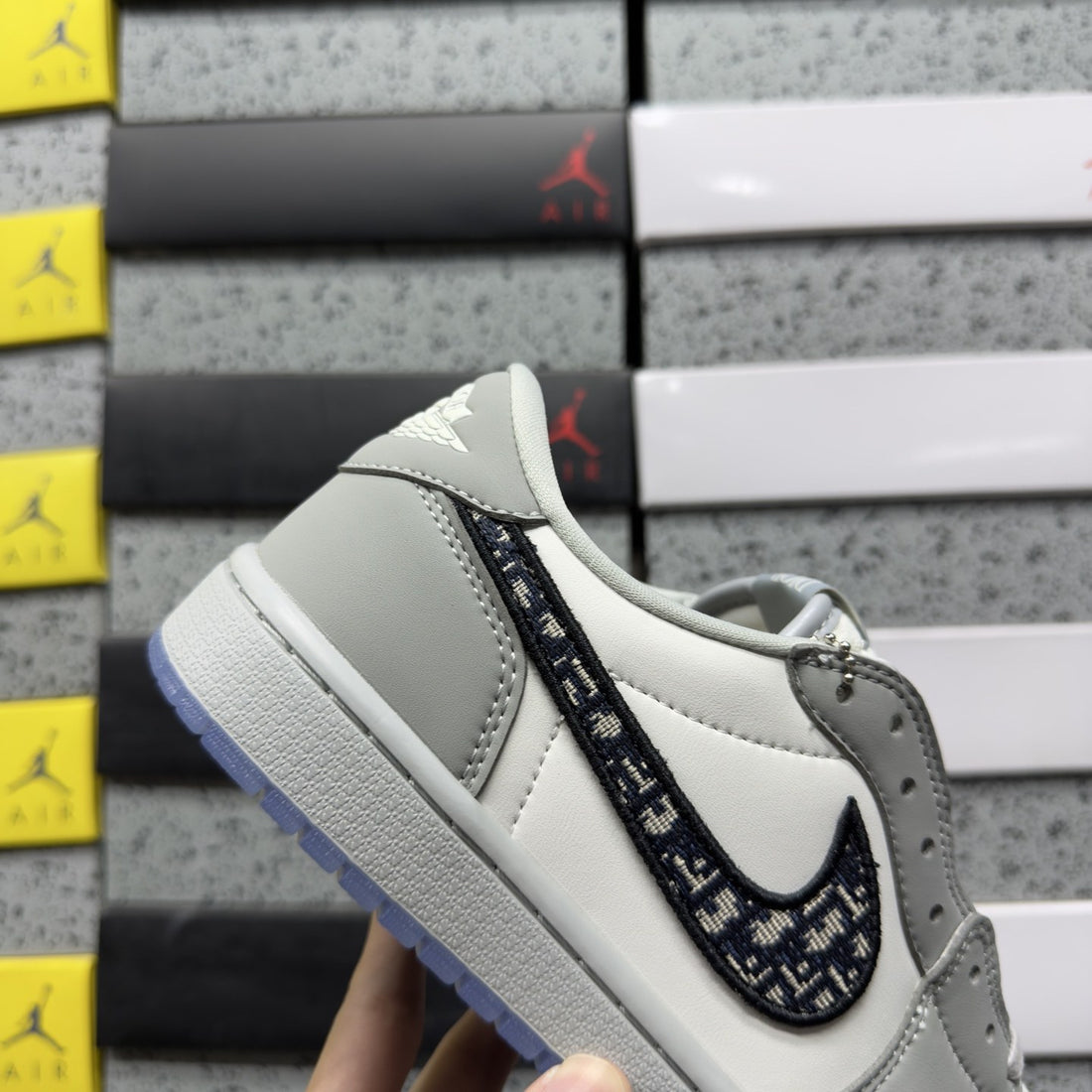 Air Jordan 1 Dior Low Grey