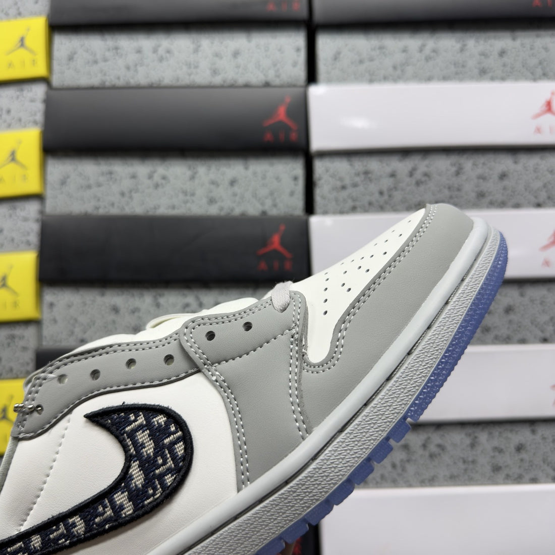Air Jordan 1 Dior Low Grey