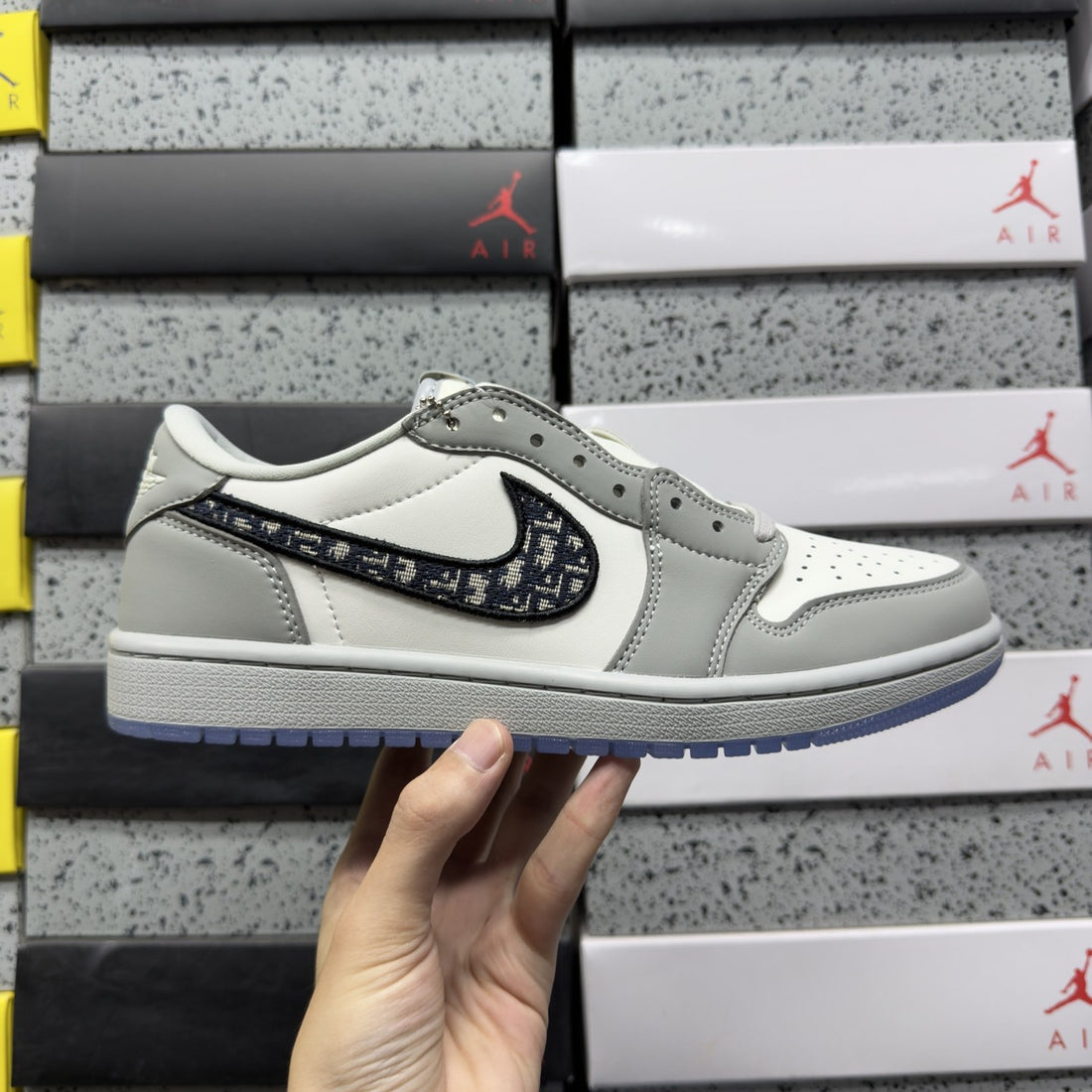 Air Jordan 1 Dior Low Grey