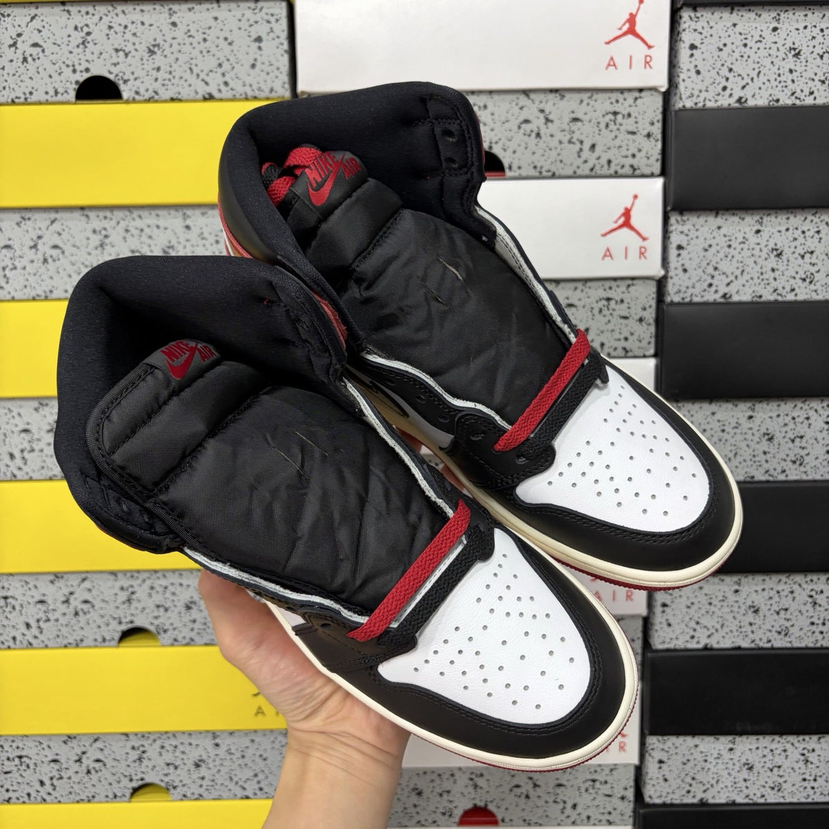 Air Jordan 1 High OG Black Toe Red