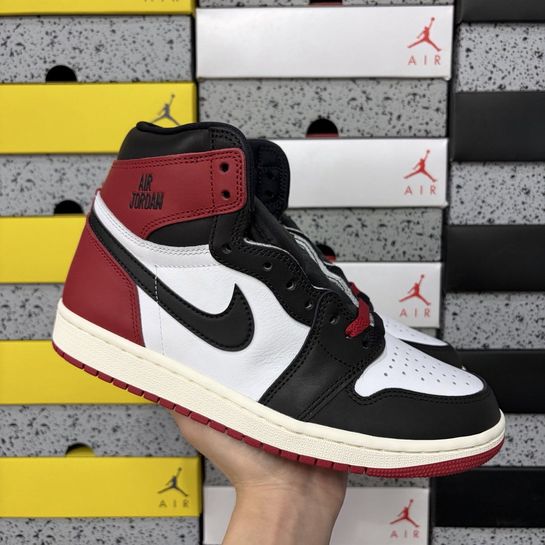 Air Jordan 1 High OG Black Toe Red