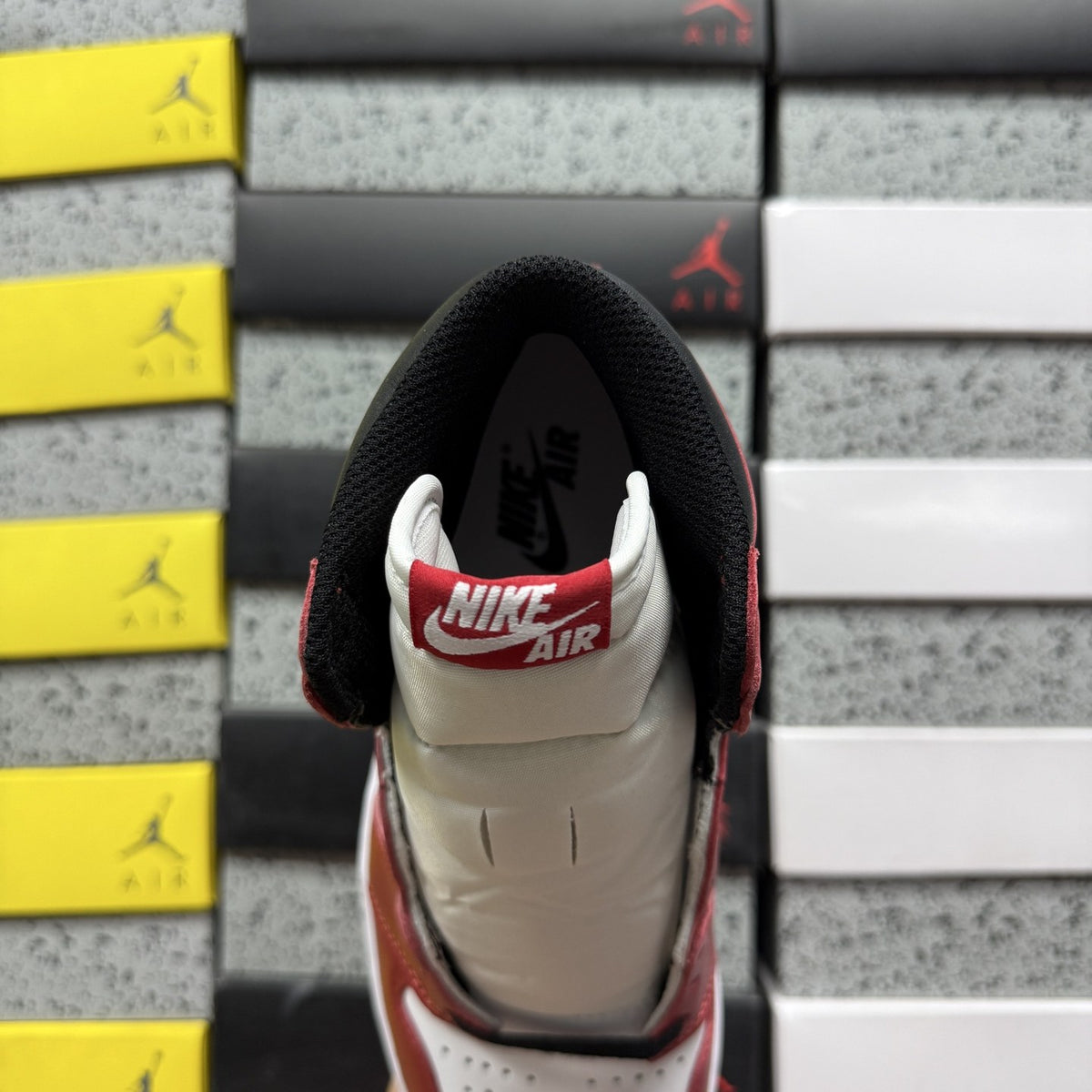 Air Jordan 1 High OG Chicago