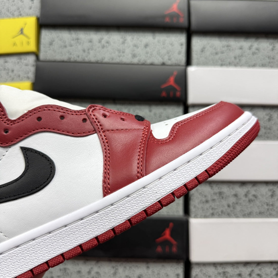 Air Jordan 1 High OG Chicago