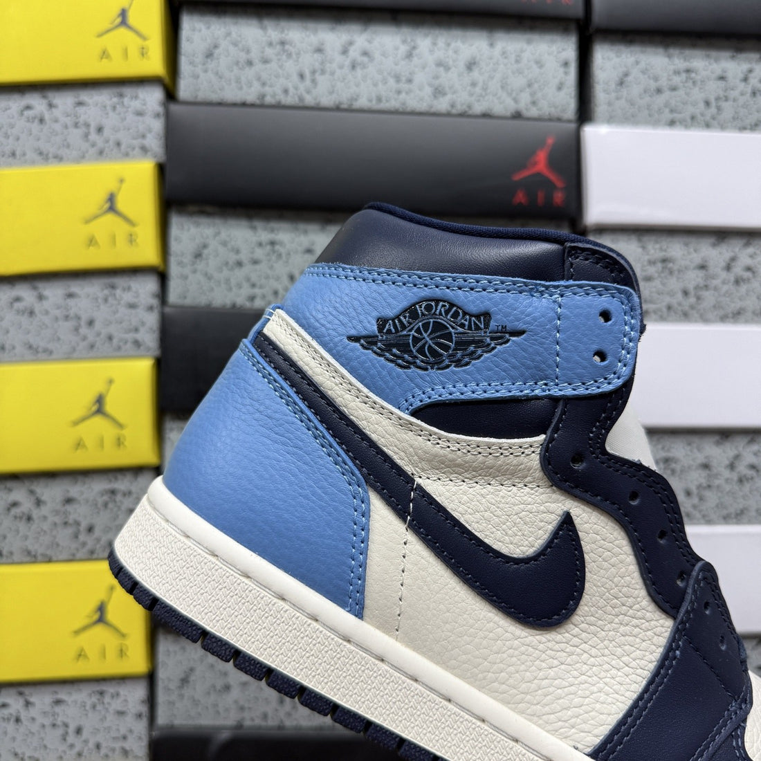 Air Jordan 1 High OG Obsidian