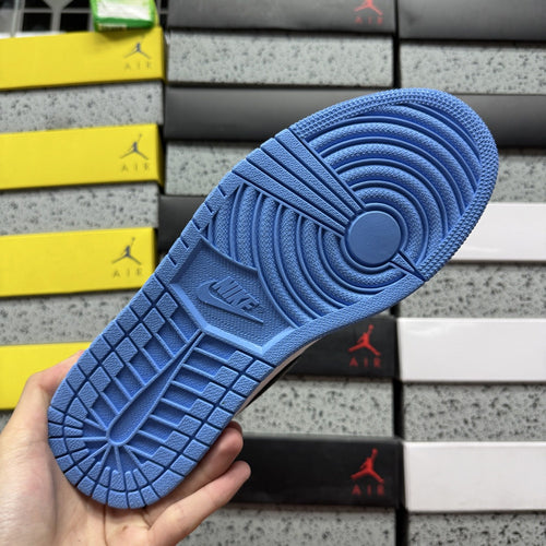 Air Jordan 1 High OG UNC Toe