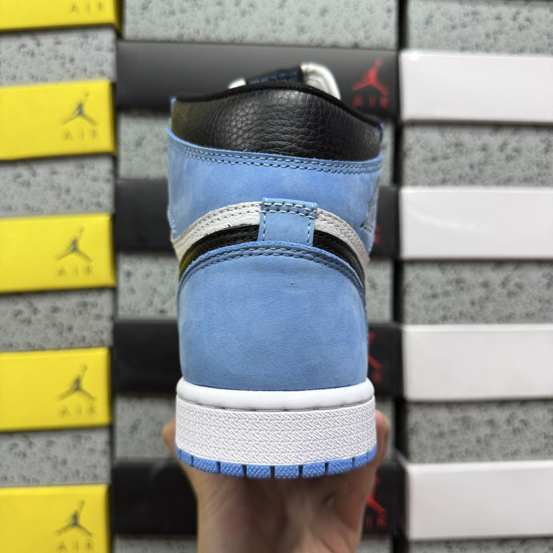 Air Jordan 1 High OG UNC Toe