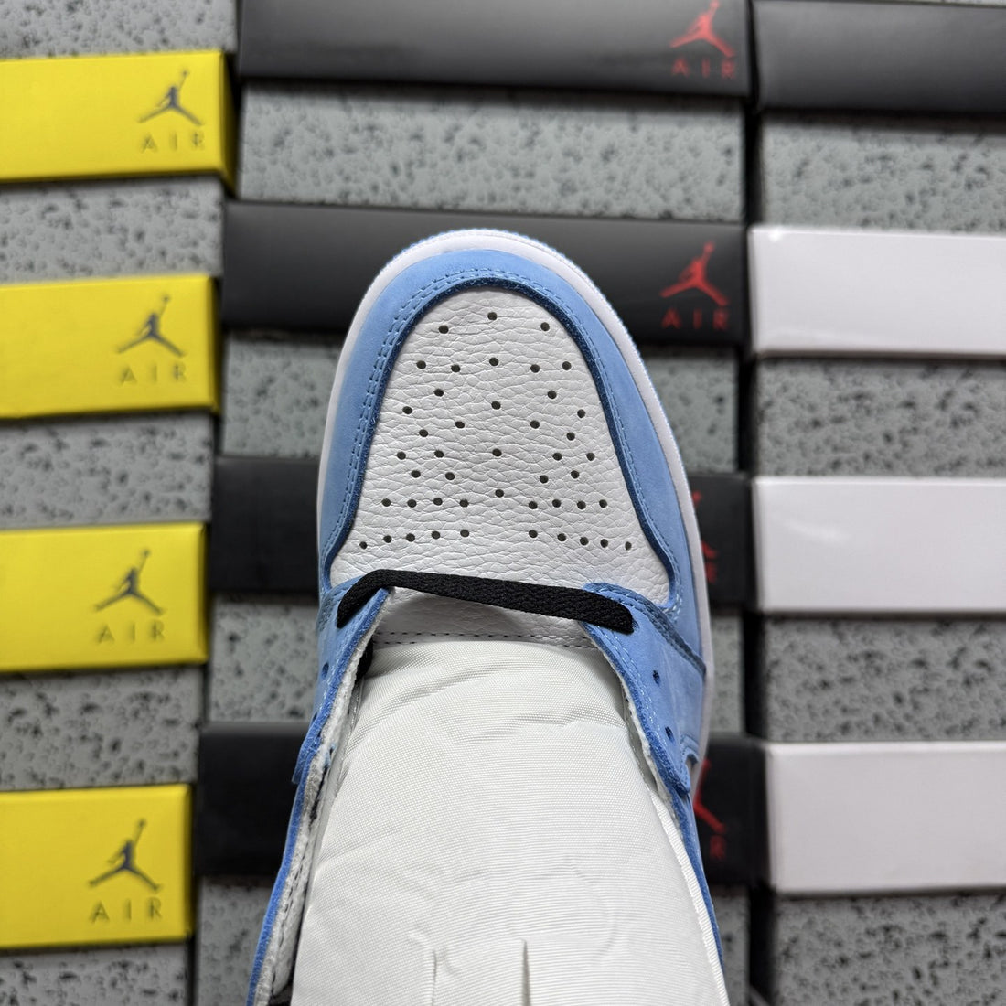 Air Jordan 1 High OG UNC Toe