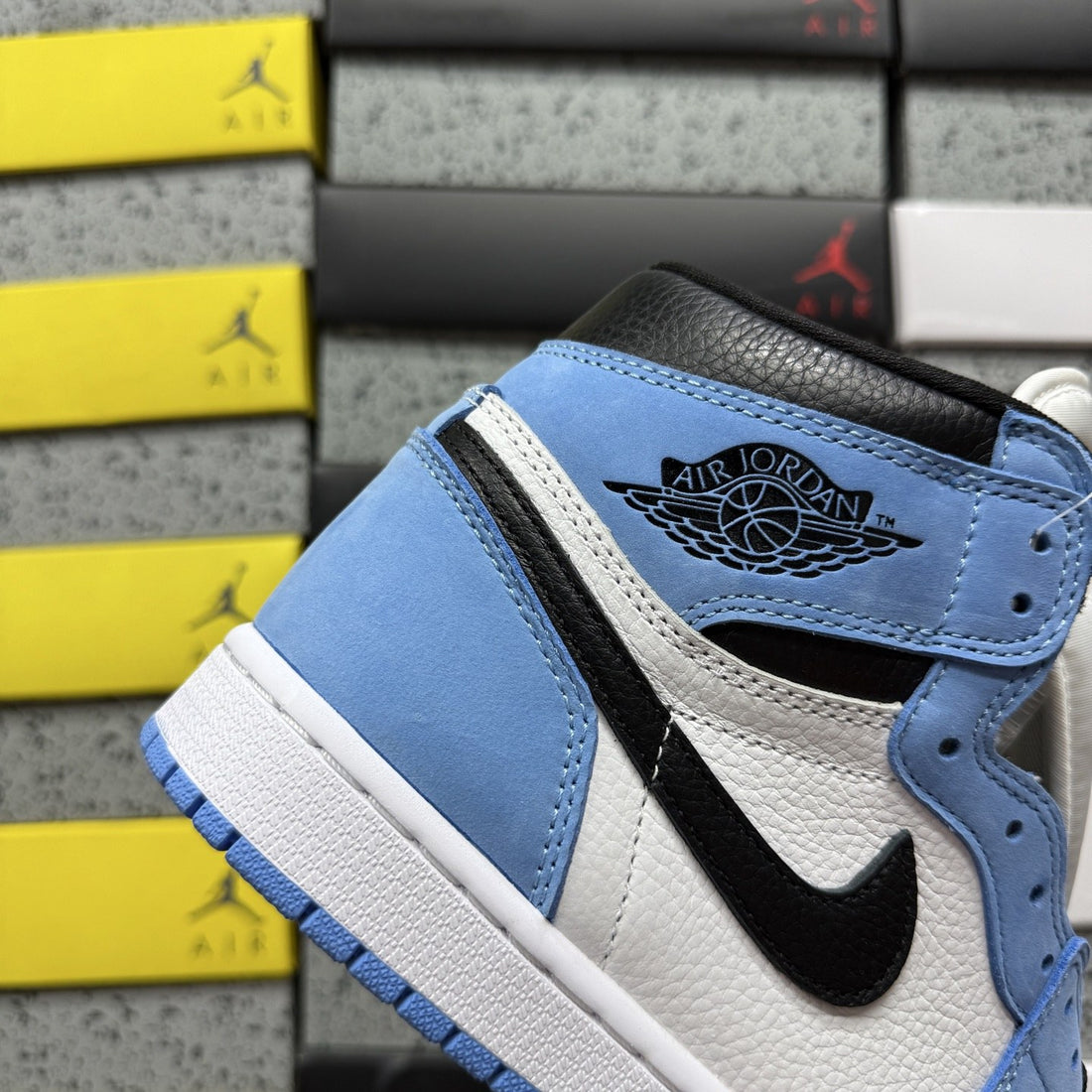 Air Jordan 1 High OG UNC Toe