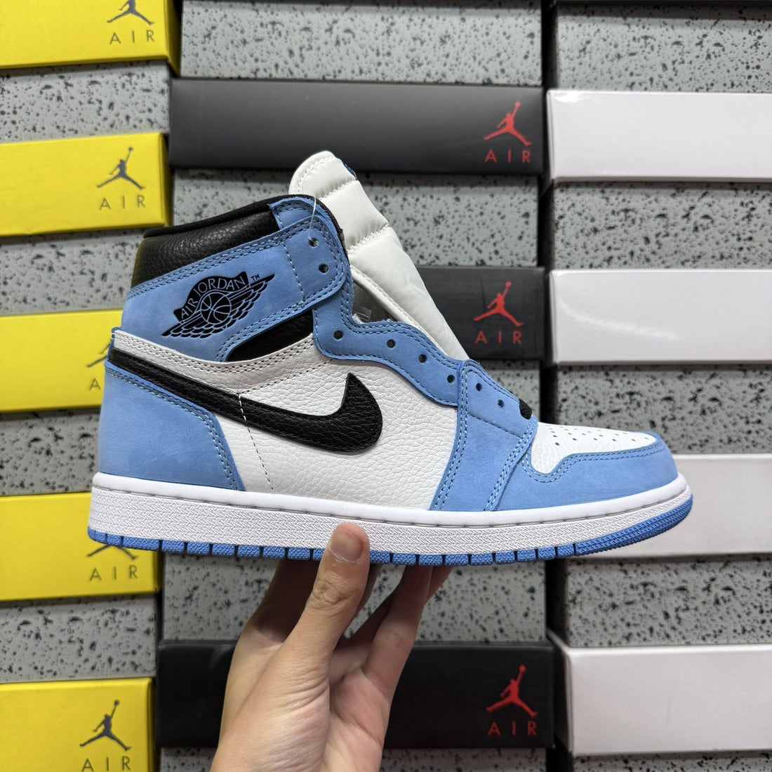 Air Jordan 1 High OG UNC Toe