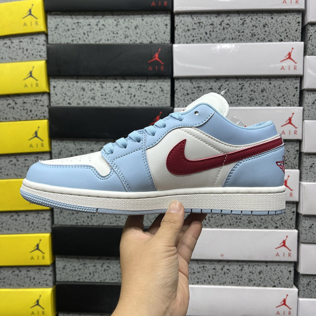 Air Jordan 1 Low Aluminum Burgundy