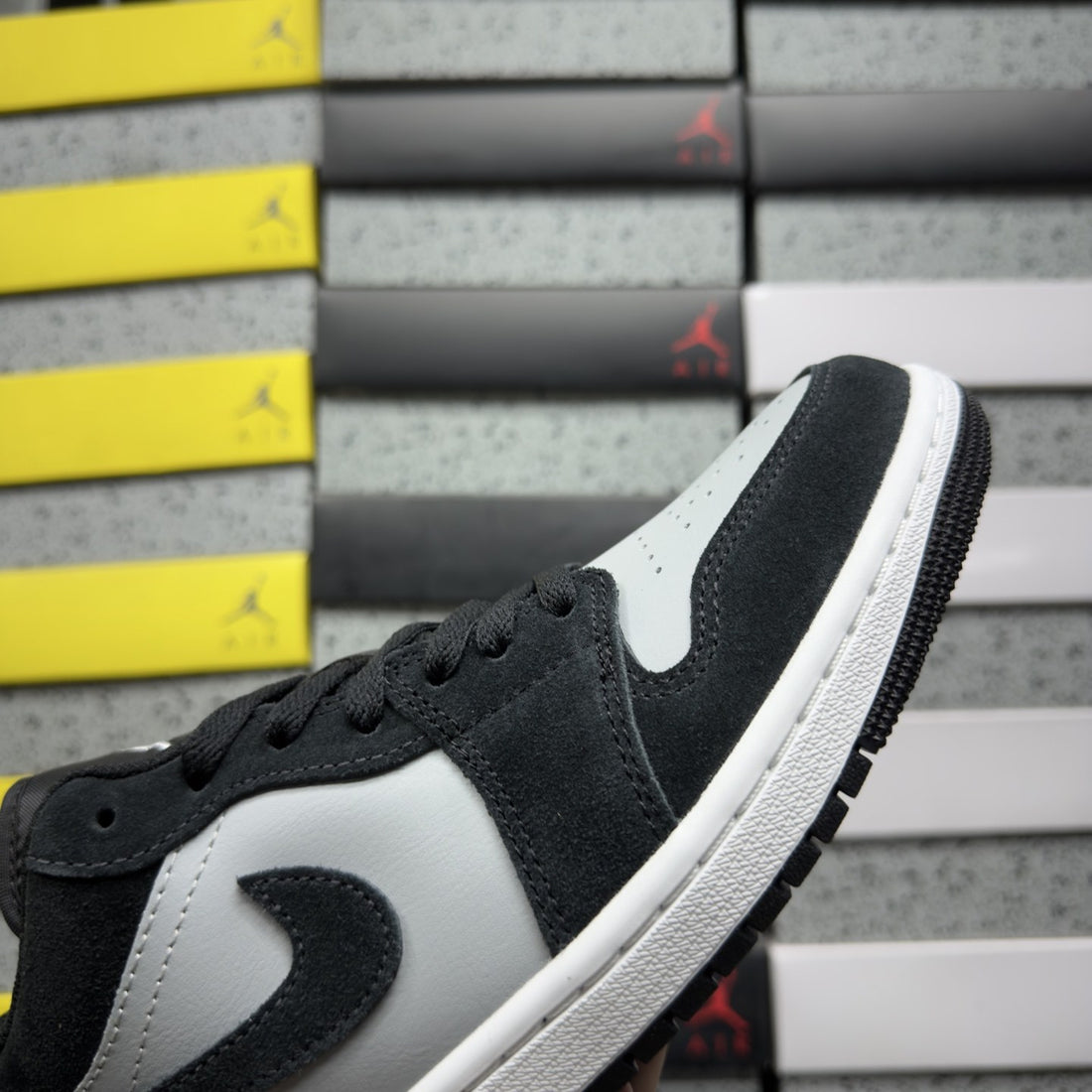 Air Jordan 1 Low Anthracite Black