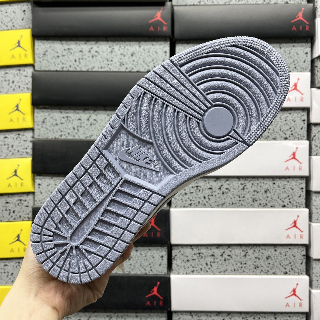 Air Jordan 1 Low Ashen Slate