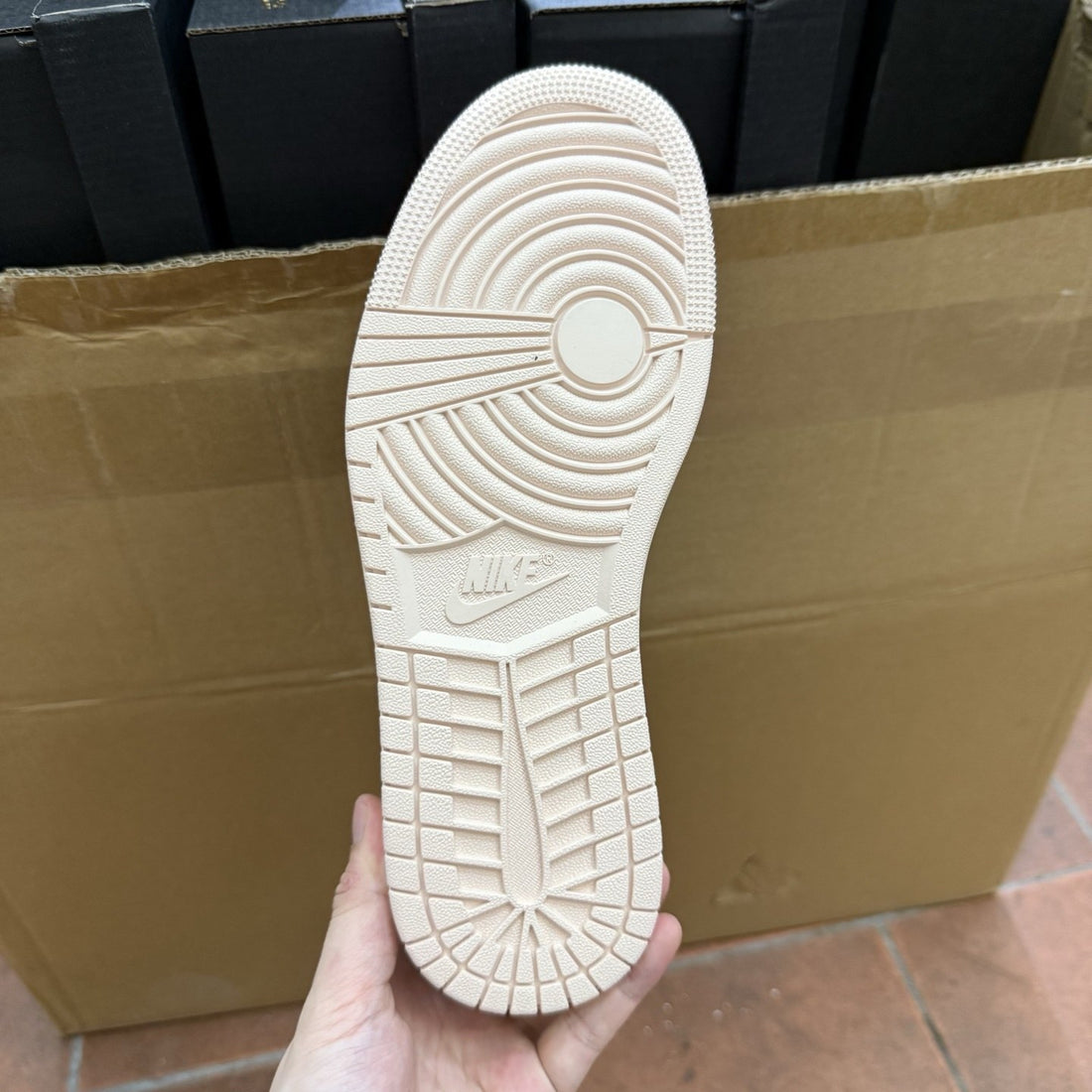 Air Jordan 1 Low Black Cream