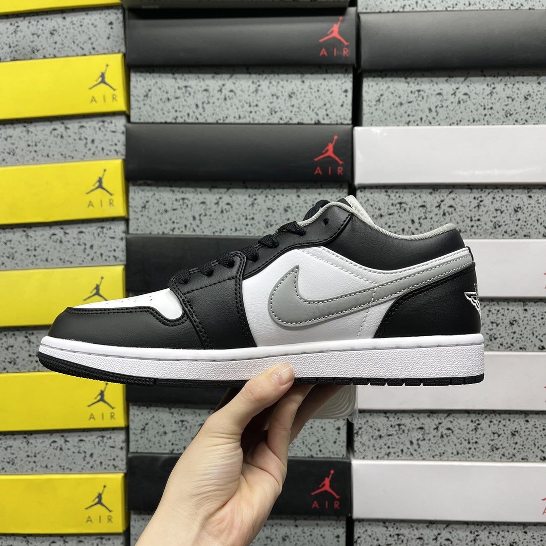 Air Jordan 1 Low Black Grey Toe