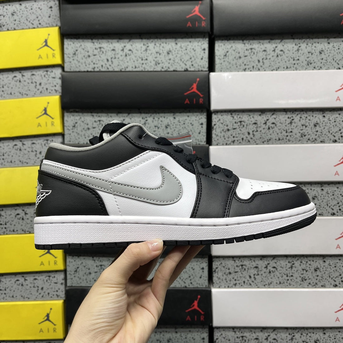 Air Jordan 1 Low Black Grey Toe