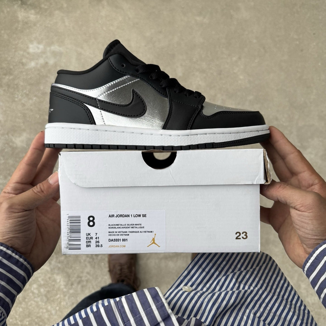 Air Jordan 1 Low Black Metallic Silver