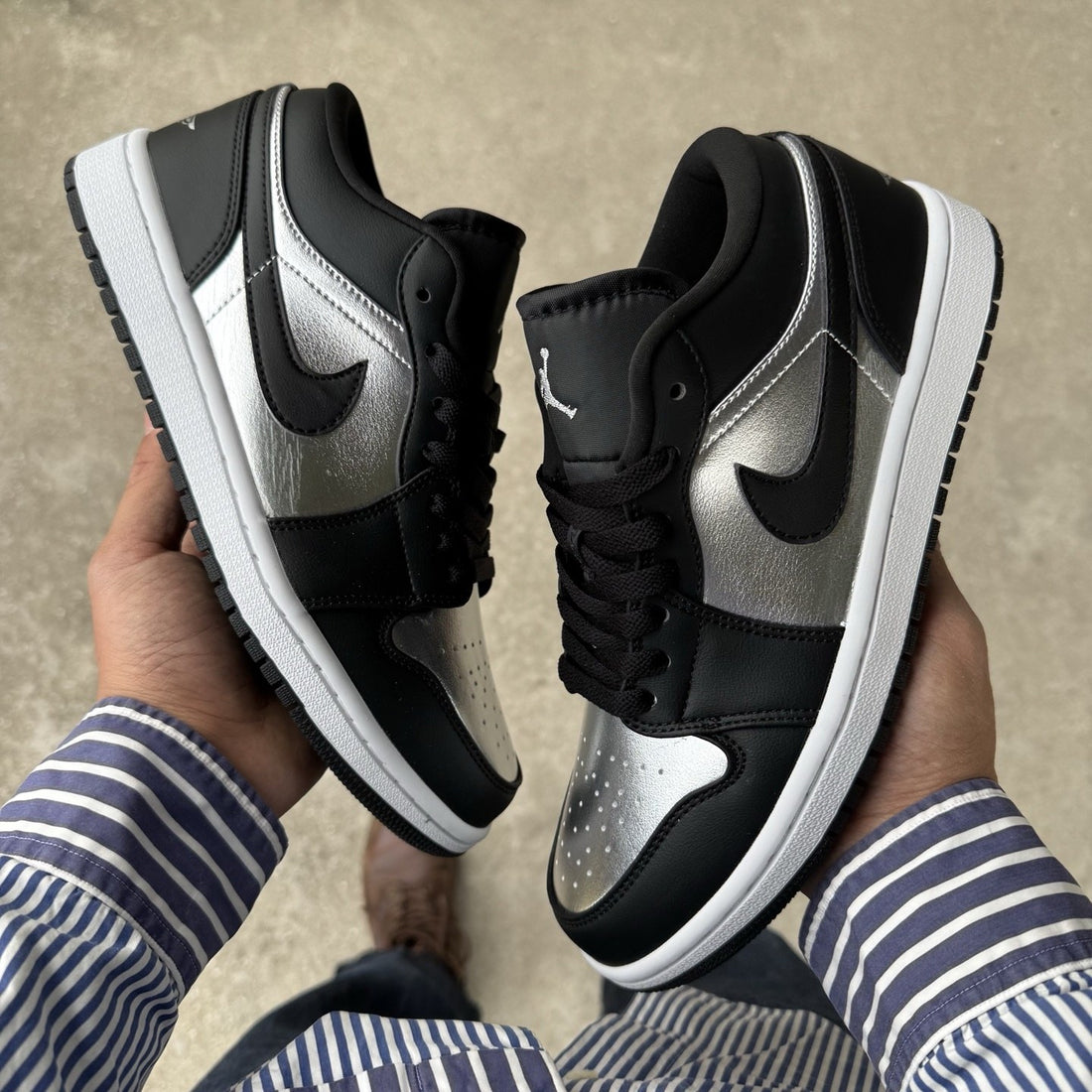Air Jordan 1 Low Black Metallic Silver