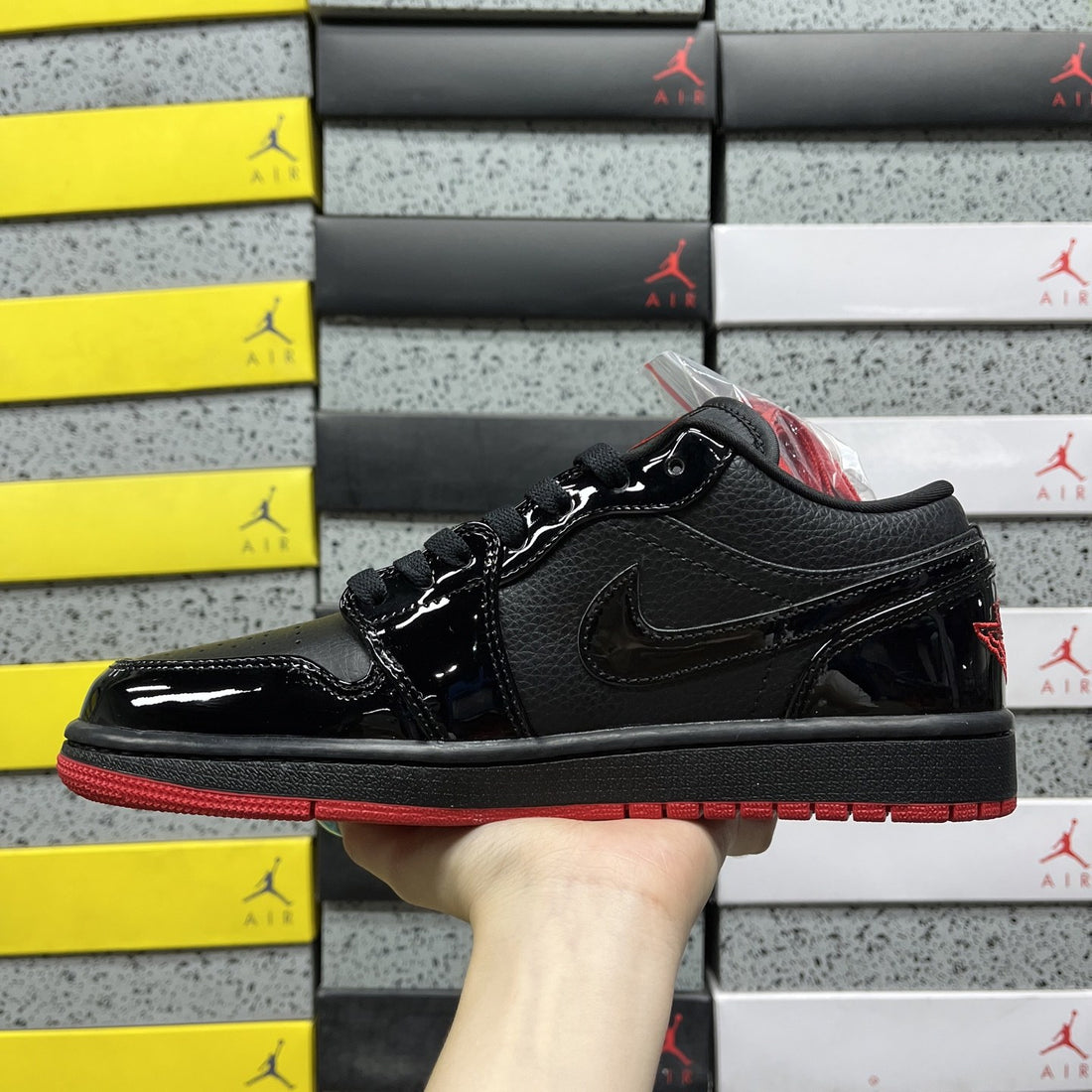 Air Jordan 1 Low Black Patent Bred