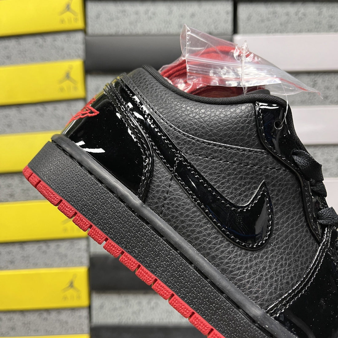 Air Jordan 1 Low Black Patent Bred