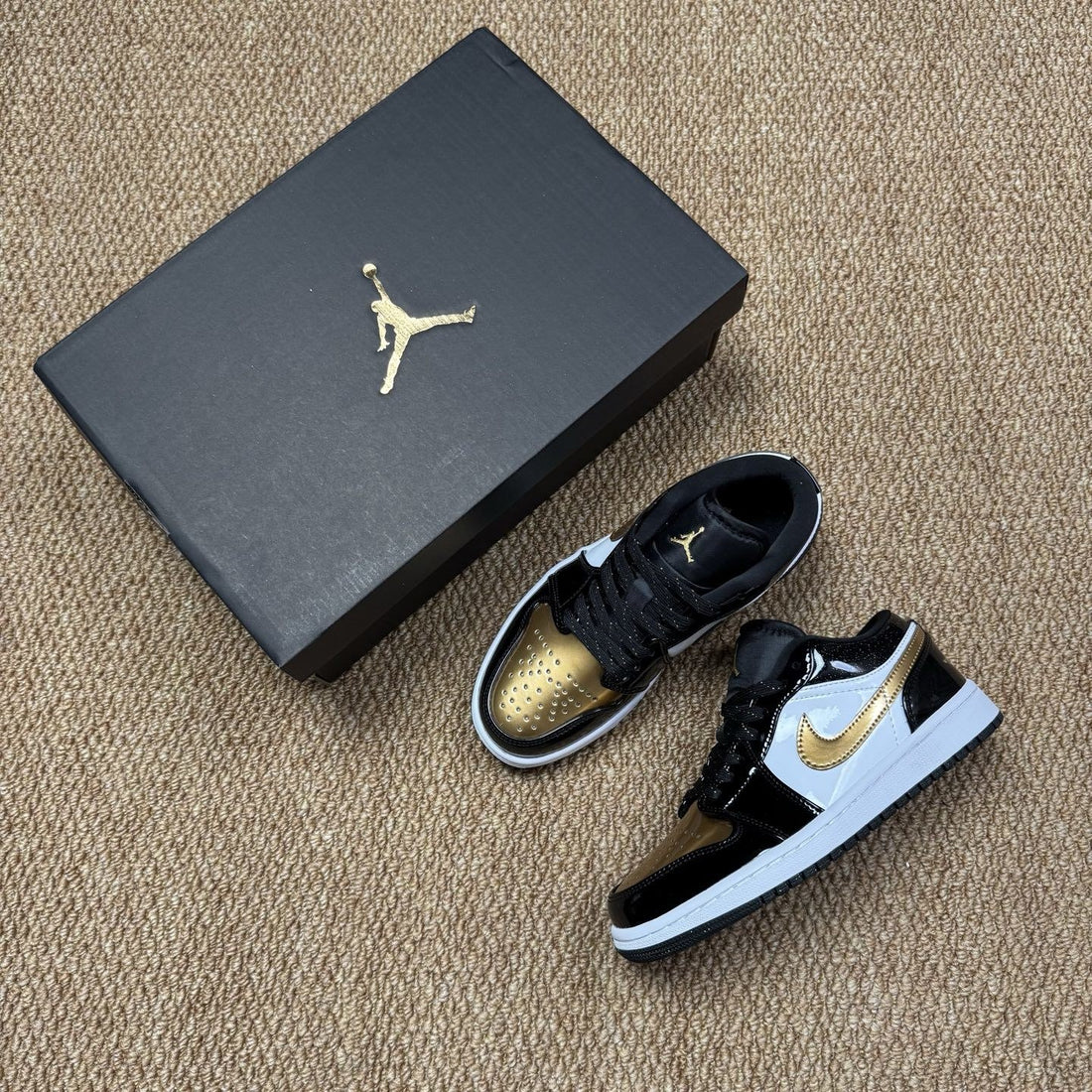 Air Jordan 1 Low Black Patent Gold