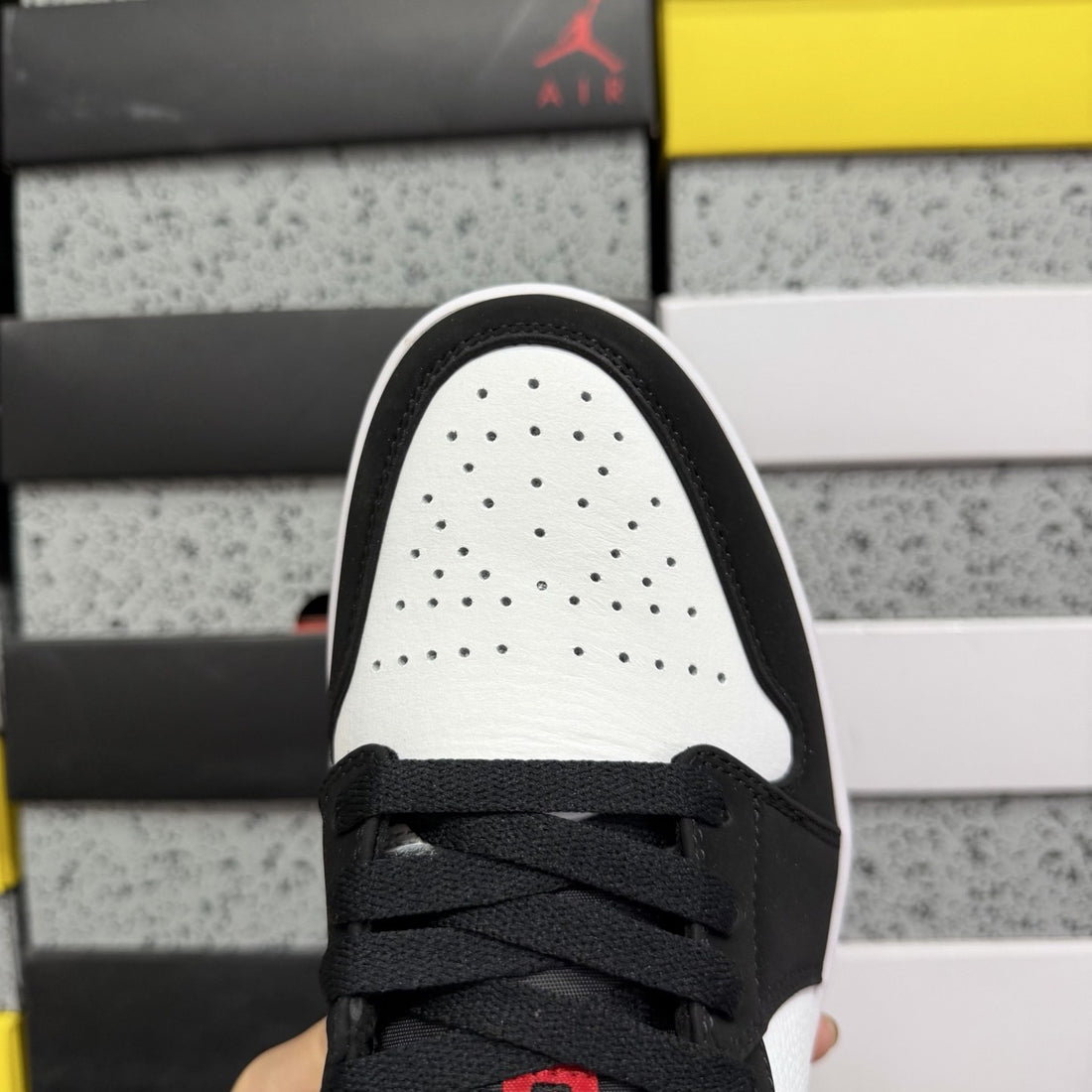 Air Jordan 1 Low Black Toe Red