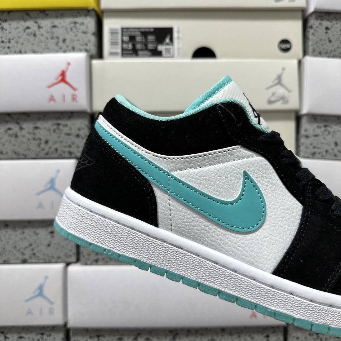 Air Jordan 1 Low Black Turquoise