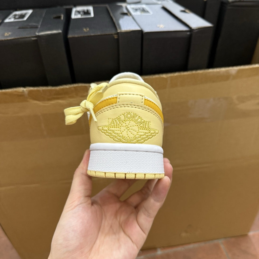 Air Jordan 1 Low Citron Yellow