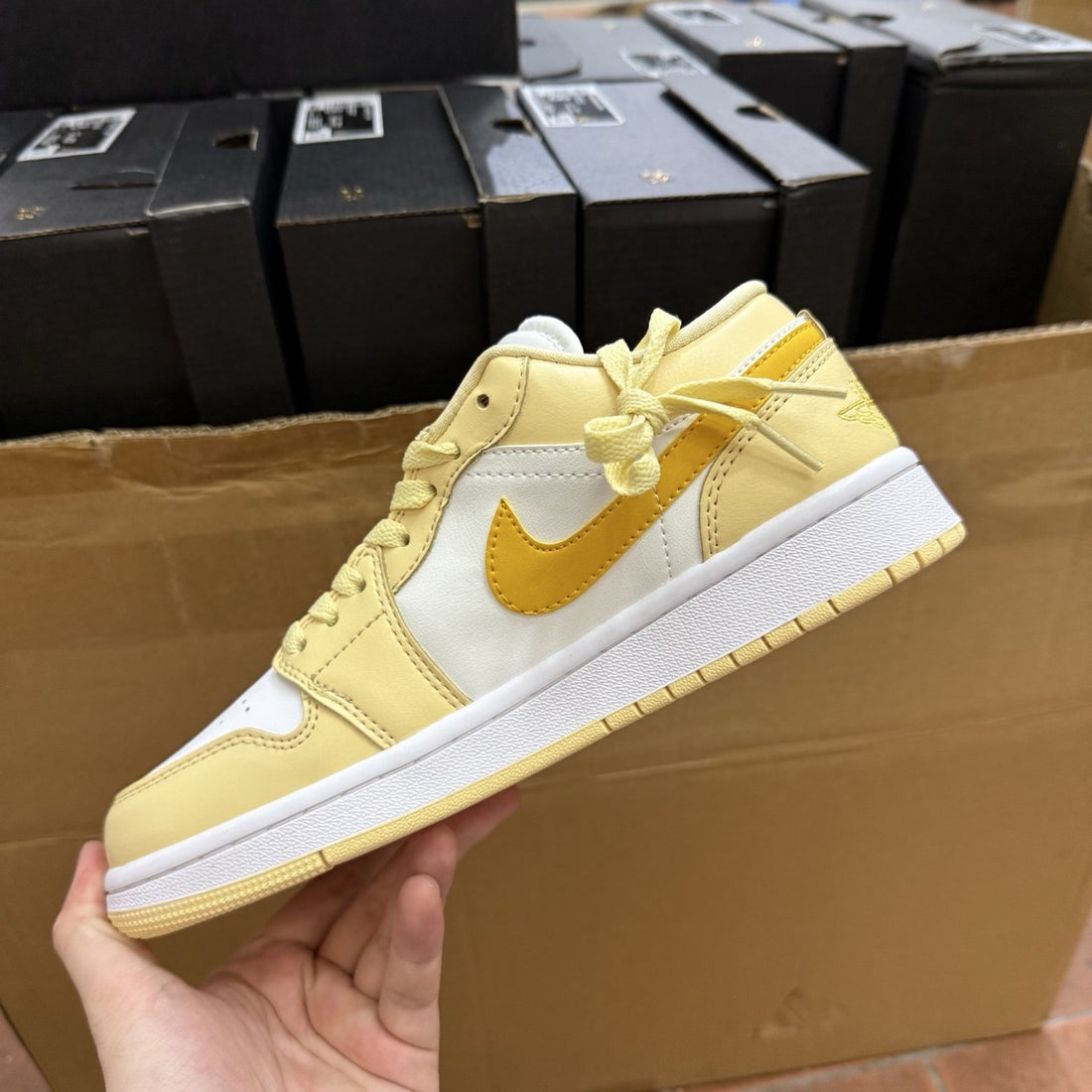 Air Jordan 1 Low Citron Yellow