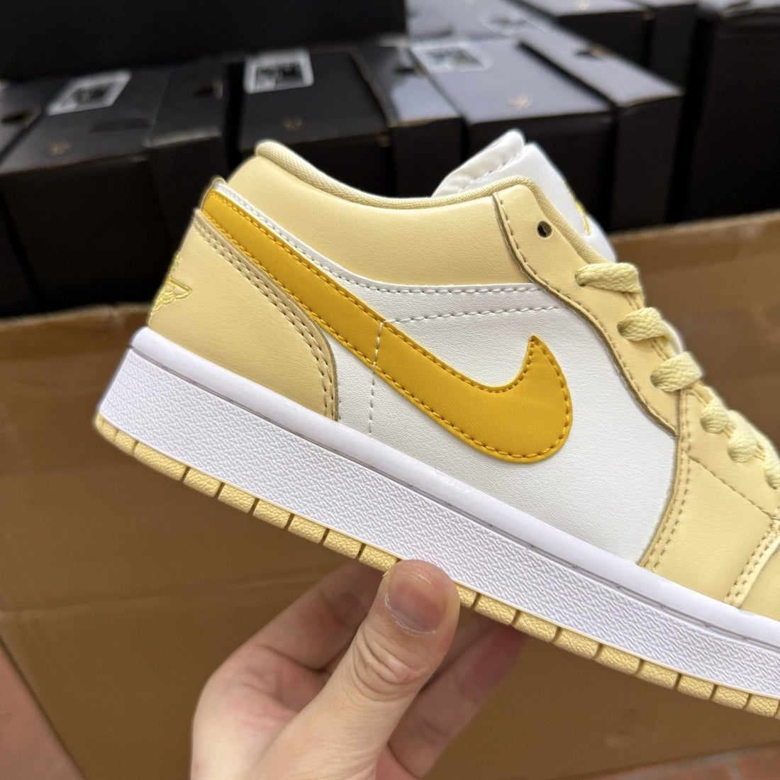 Air Jordan 1 Low Citron Yellow