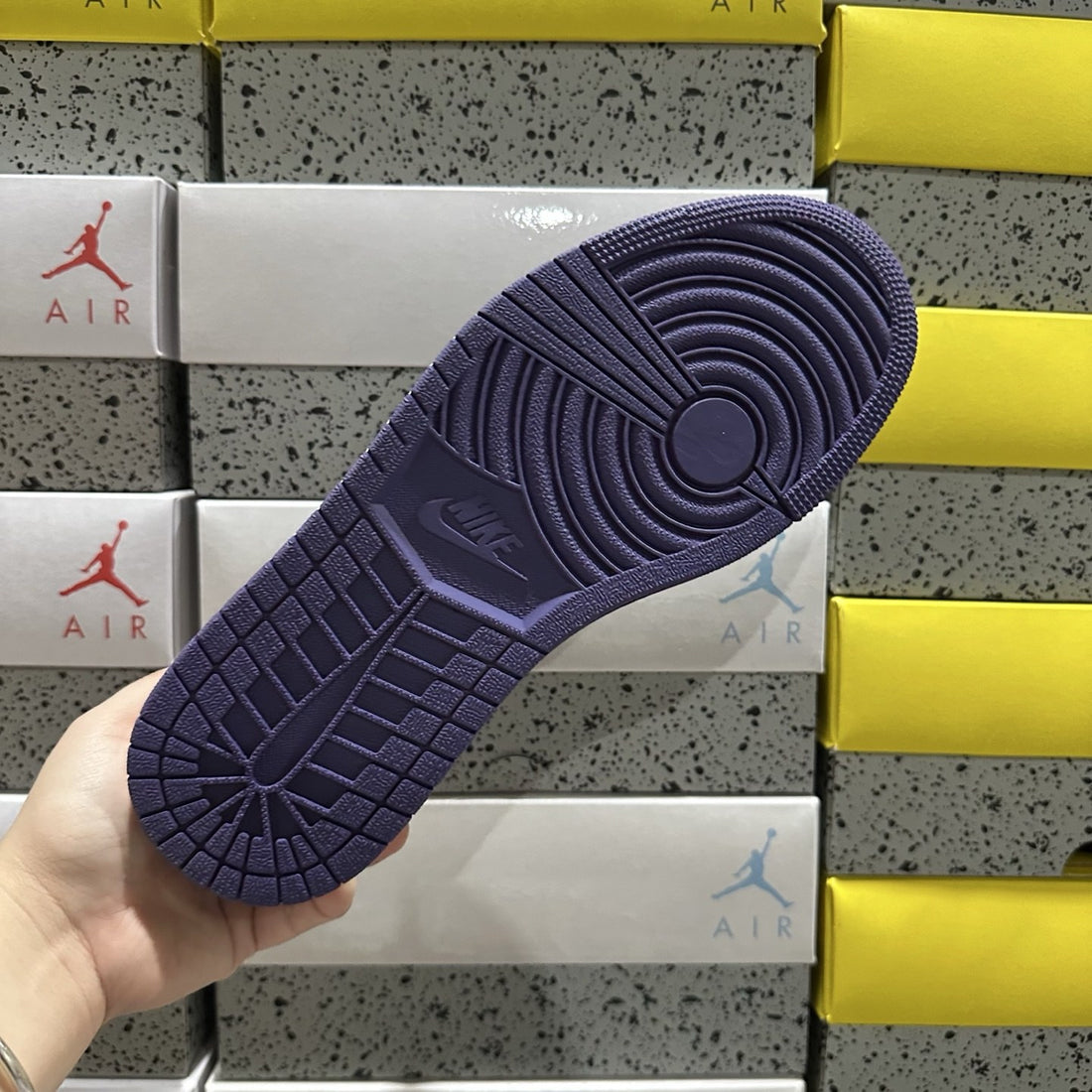 Air Jordan 1 Low Court Purple