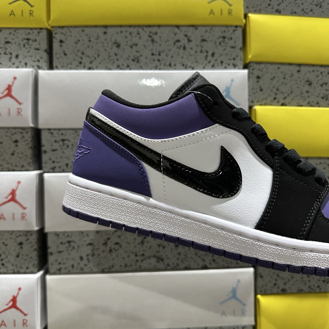 Air Jordan 1 Low Court Purple