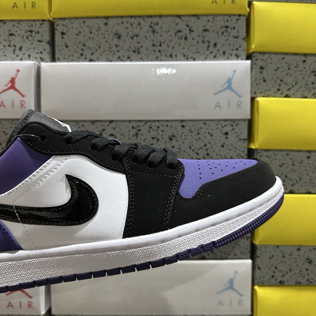 Air Jordan 1 Low Court Purple