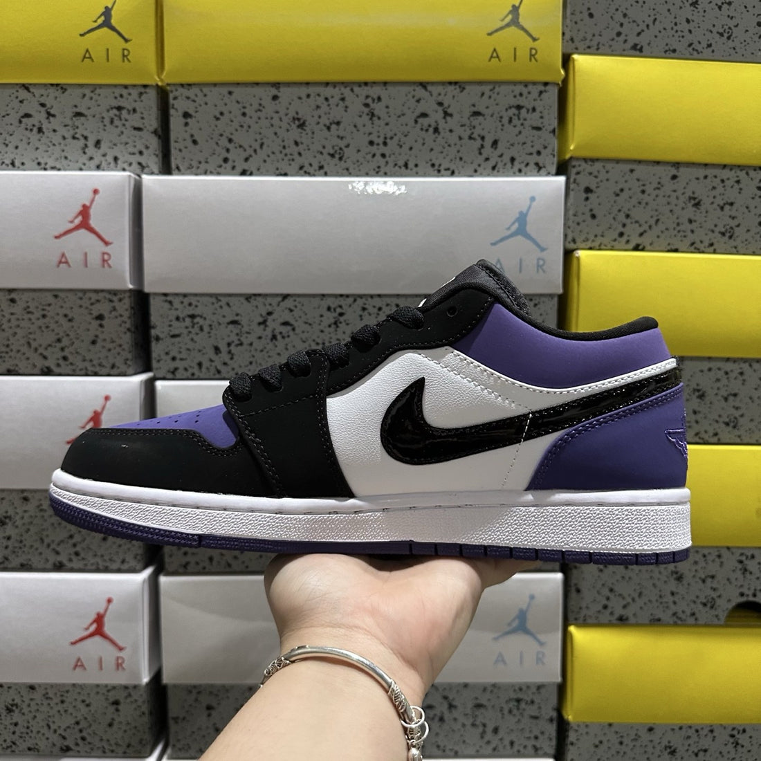 Air Jordan 1 Low Court Purple