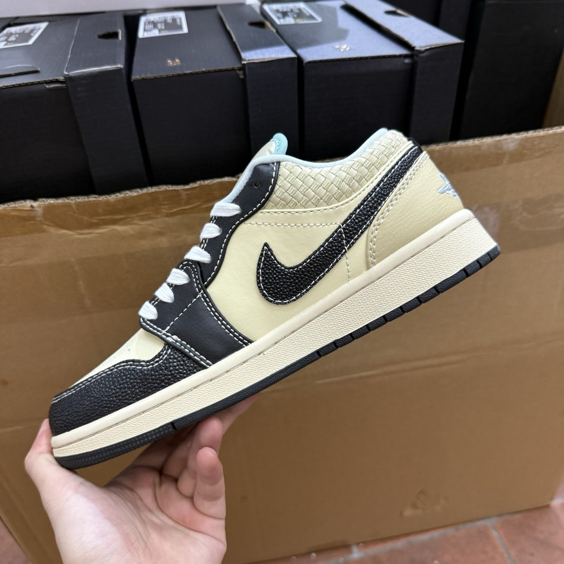 Air Jordan 1 Low Cream Navy Snake