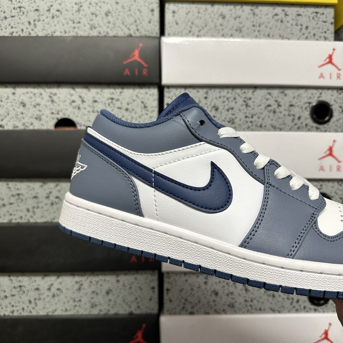 Air Jordan 1 Low Diffused Blue Navy