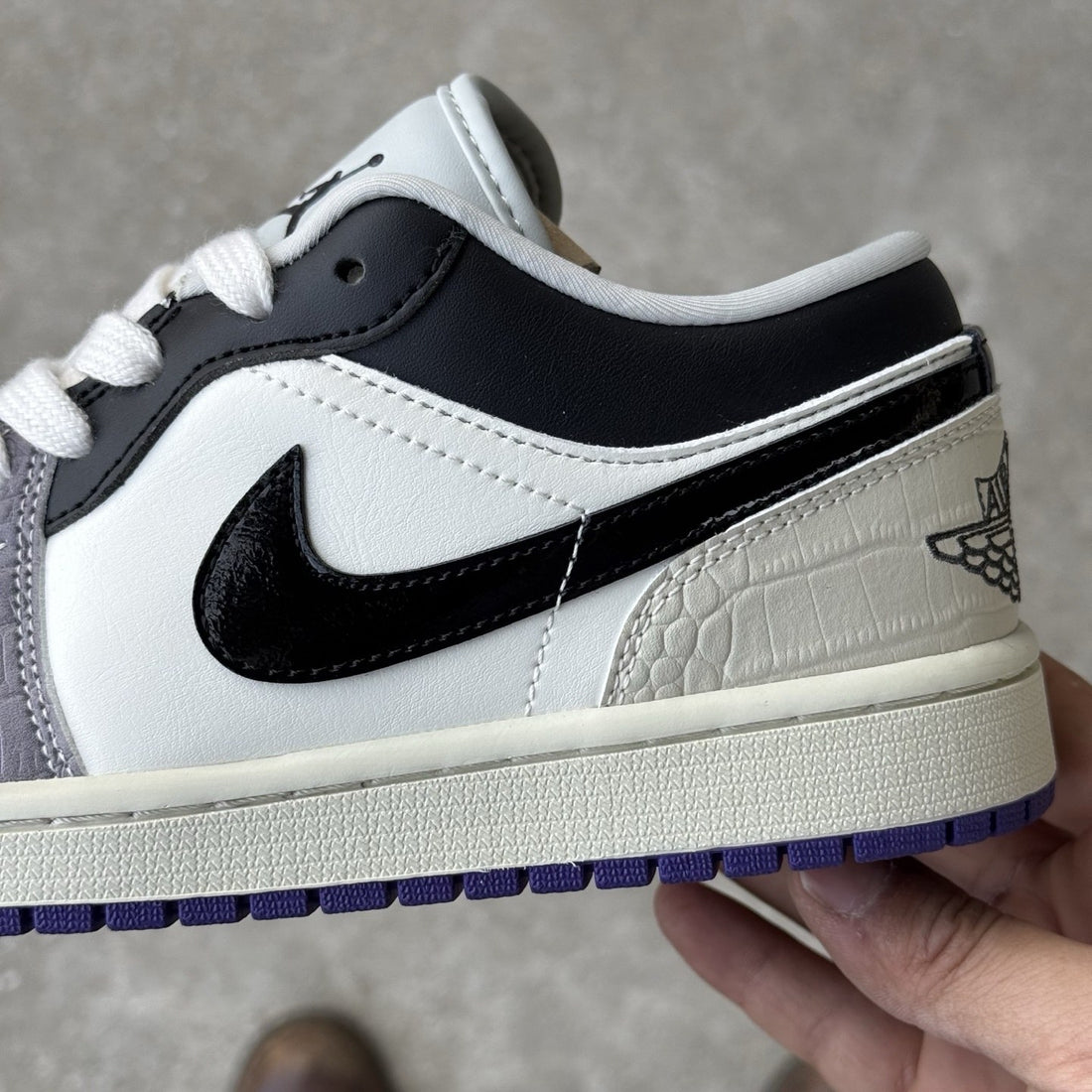 Air Jordan 1 Low Elephant Toe