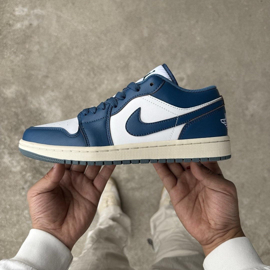 Air Jordan 1 Low French Blue Navy