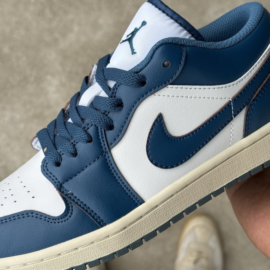 Air Jordan 1 Low French Blue Navy