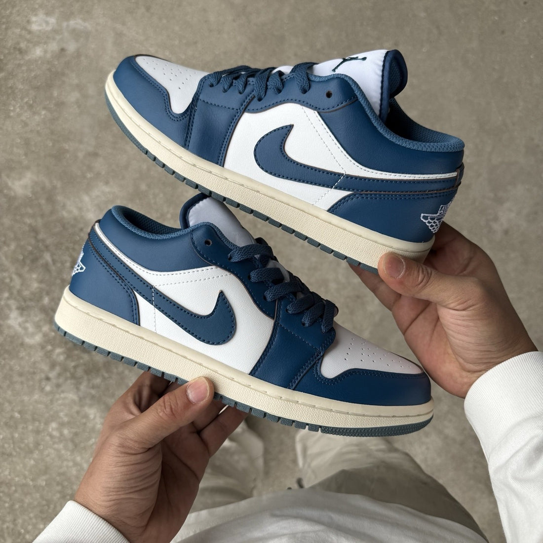 Air Jordan 1 Low French Blue Navy