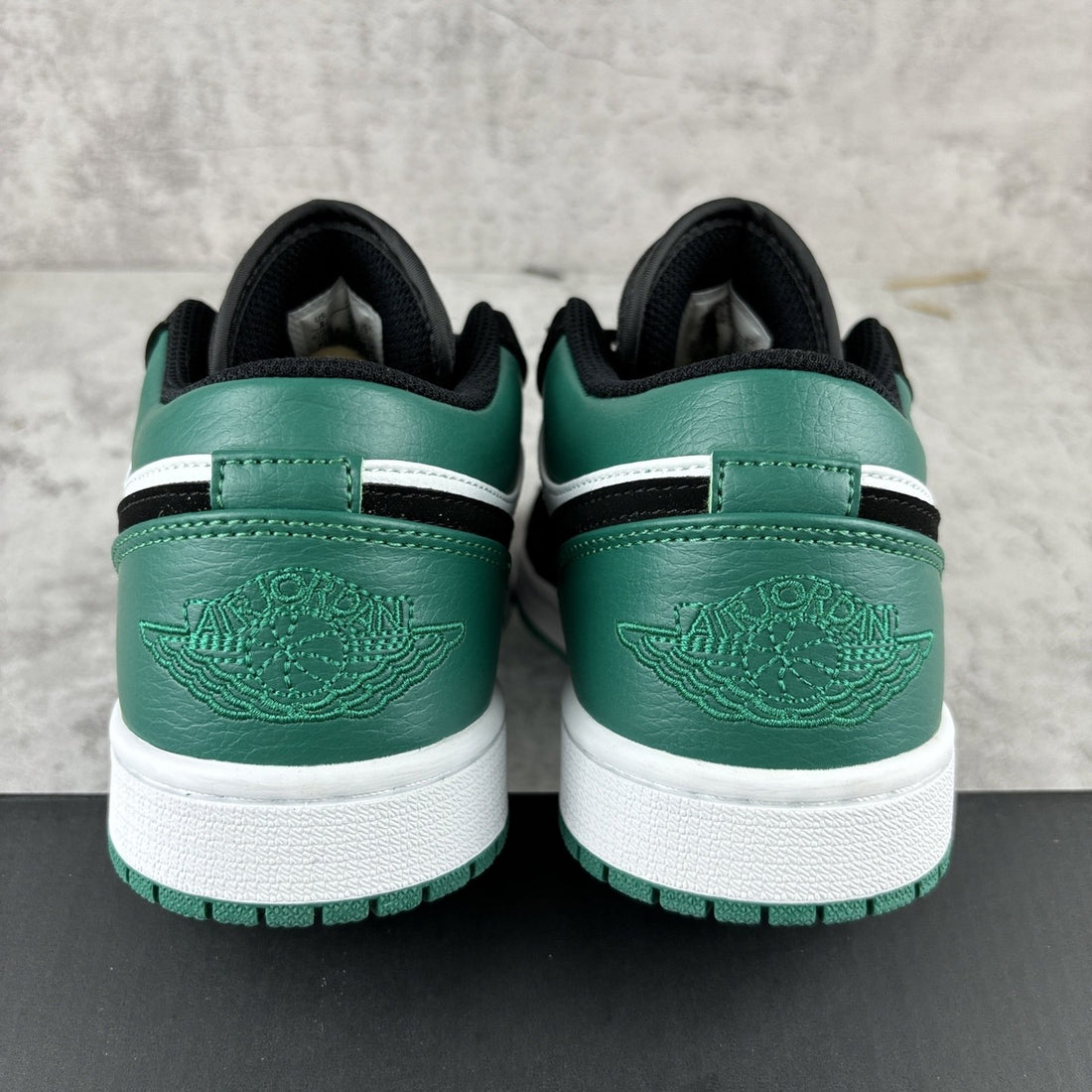 Air Jordan 1 Low Green Black Toe