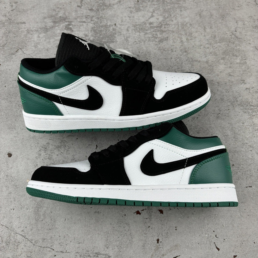Air Jordan 1 Low Green Black Toe